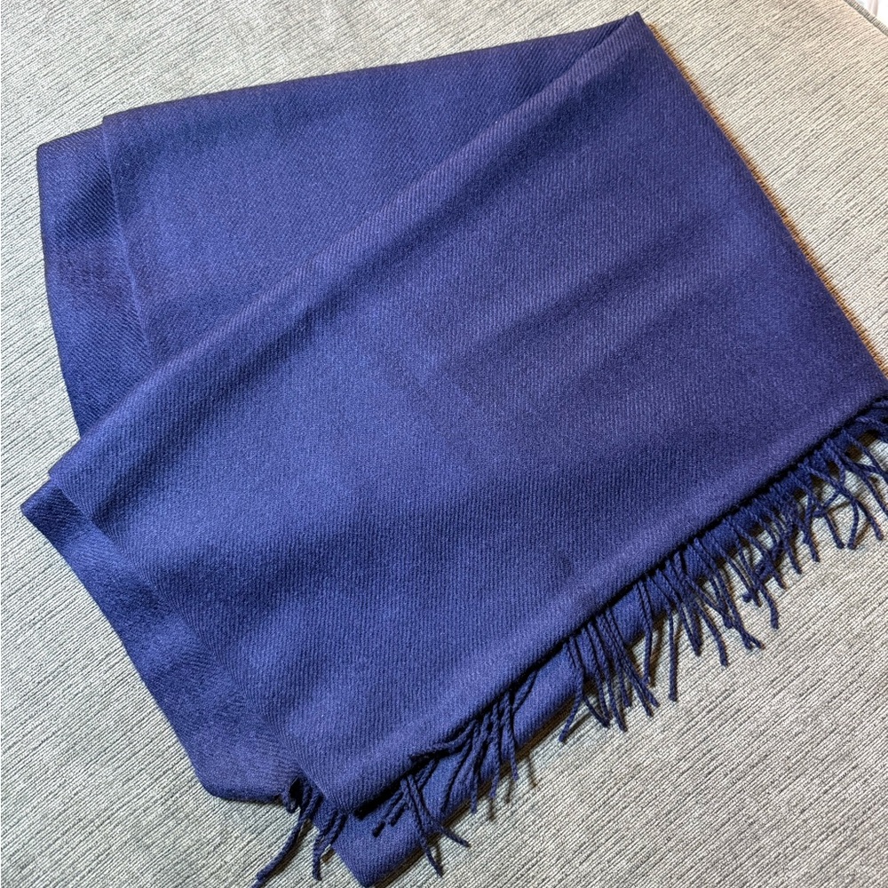 NWT Nordstrom Tissue Weight Wool & Cashmere Scarf, Navy